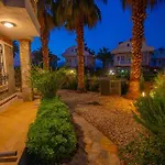 Kale Villa *