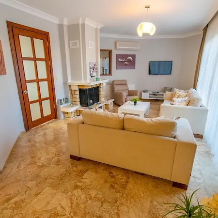 ヴィラ Kale フェティエ